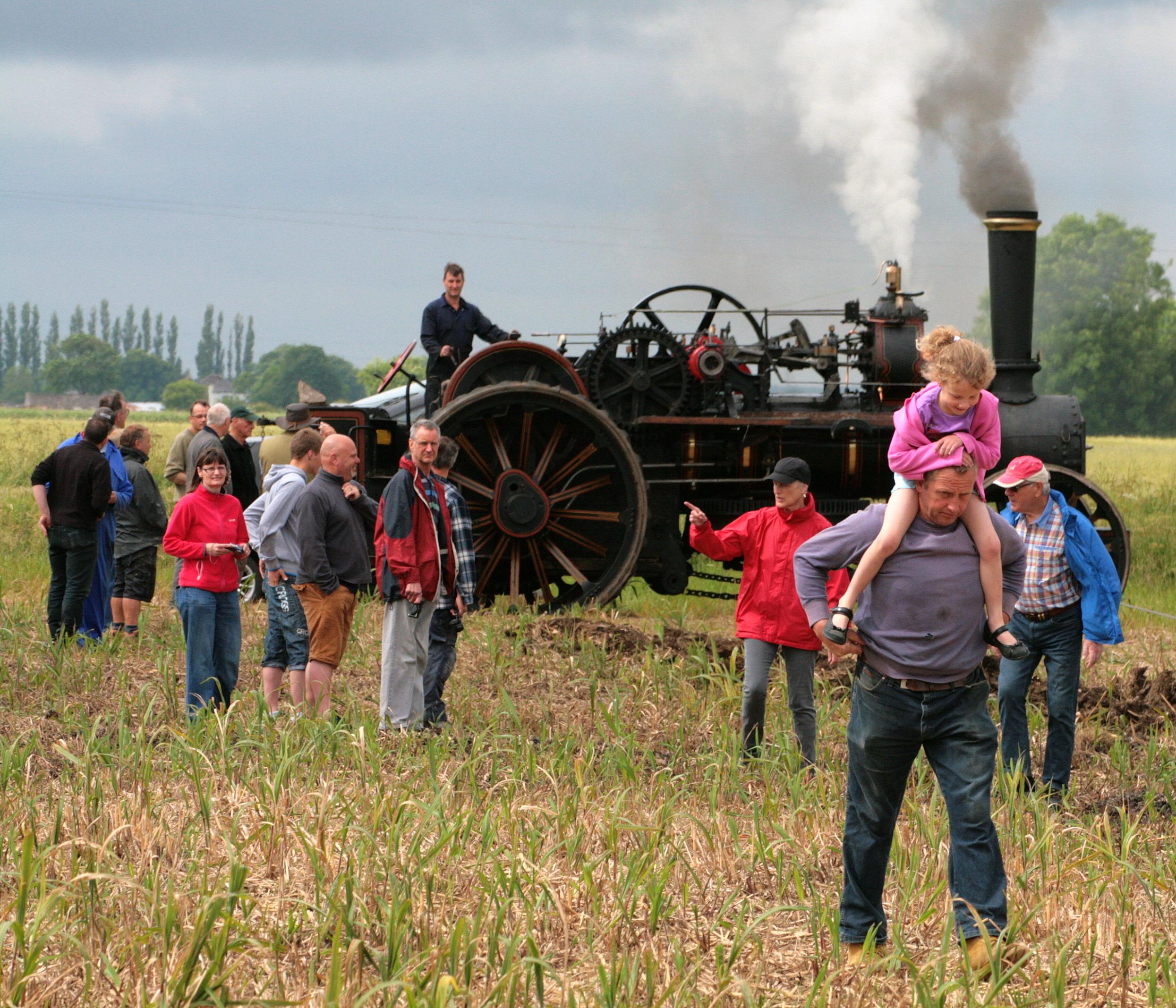 Ward and Dale engine at work with spectators